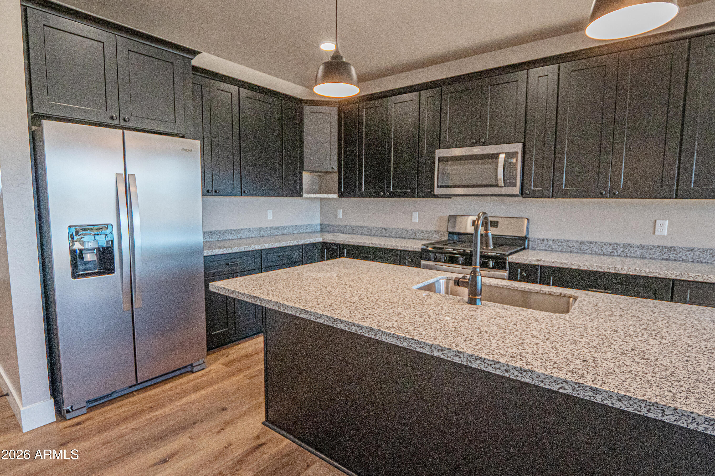 2041 East Rimstone Drive Show Low, AZ 85901 - Photo 12 of 38 kitchen4