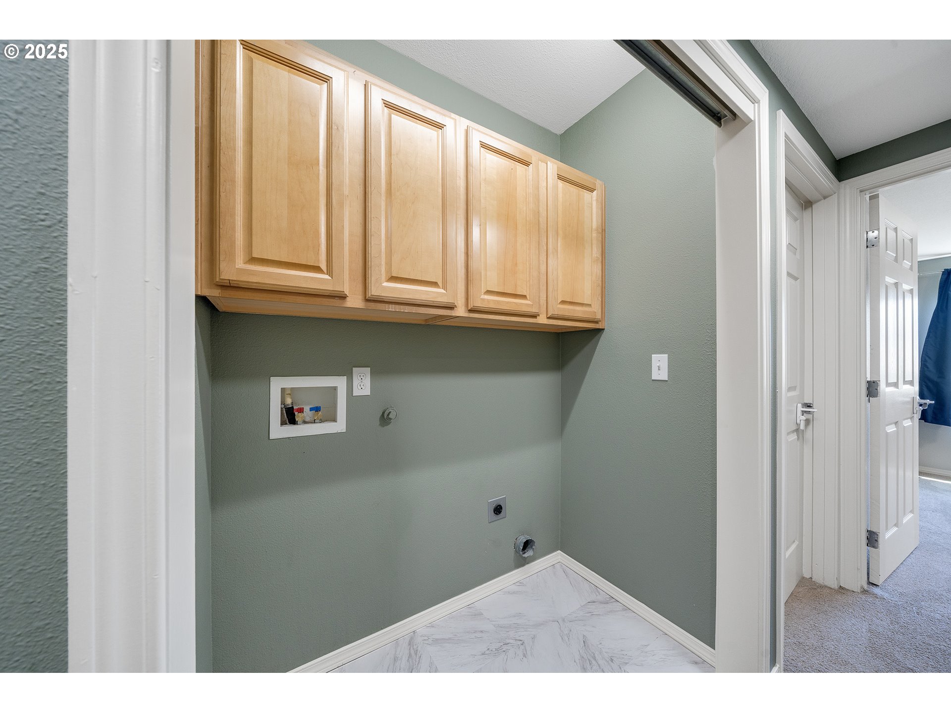 13150 D Street Nehalem, OR 97131 - Photo 8 of 42 a view of kitchen with granite countertop cabinets and a wooden floor
