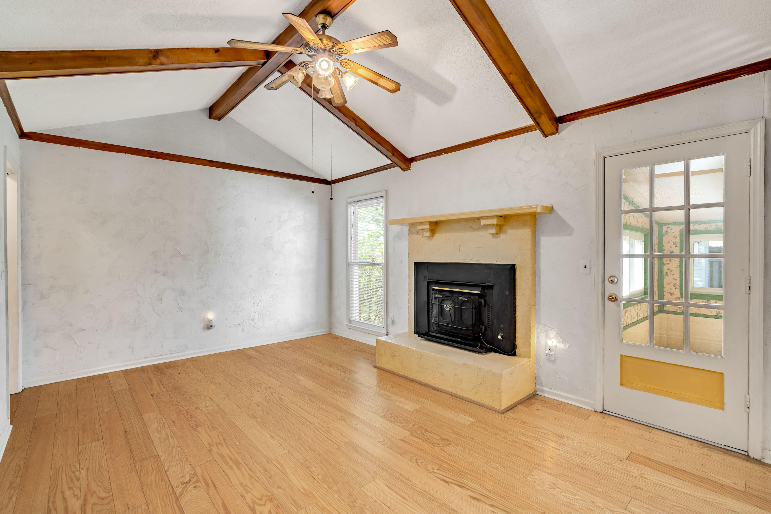 103 Longleaf Road Summerville, SC 29486 - Photo 12 of 24 13