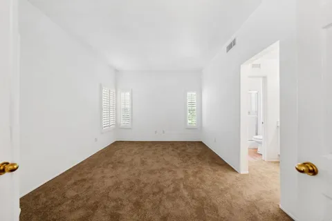 $475,000 | 40684 Corte Albara, Murrieta, CA 92562