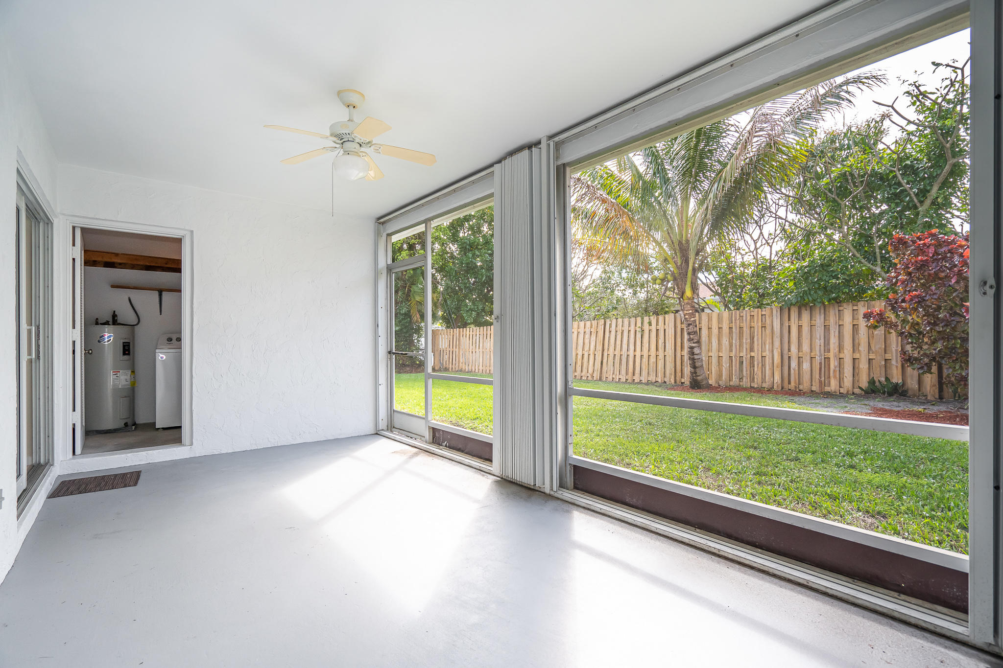 500 Northeast 17th Street Boca Raton, FL 33432 - Photo 14 of 70 500 Screened Patio