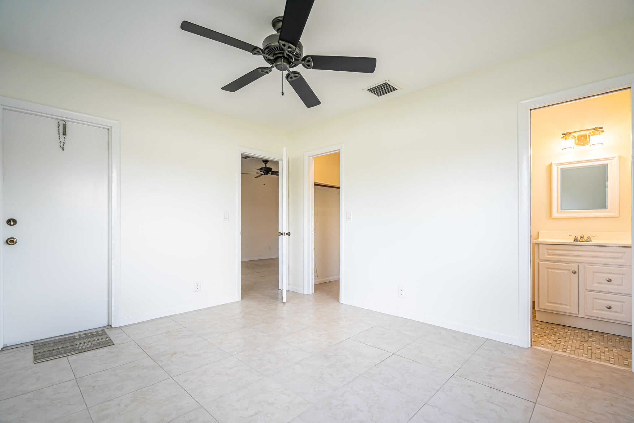 500 Northeast 17th Street Boca Raton, FL 33432 - Photo 16 of 70 500 Master Bedroom
