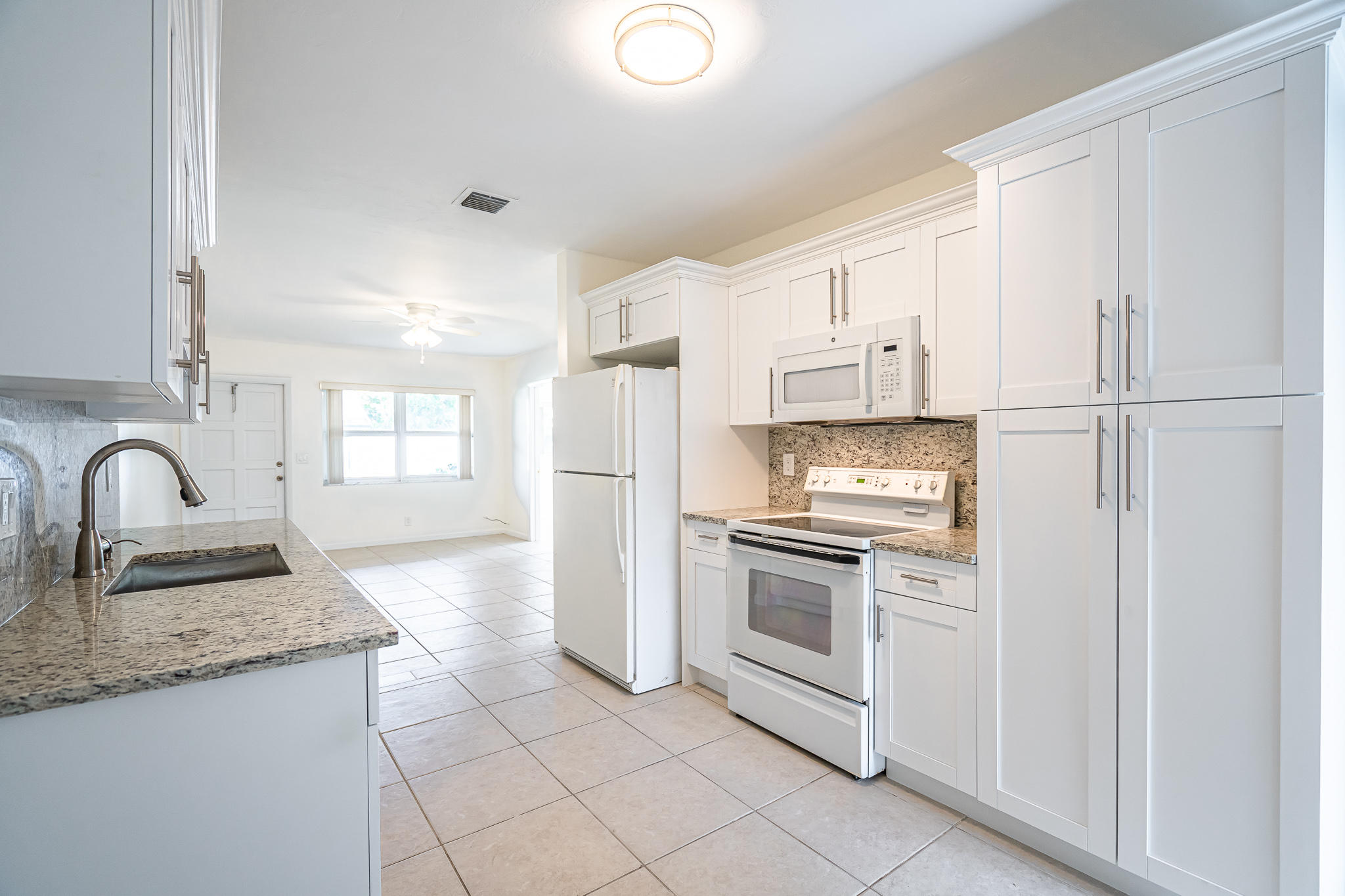500 Northeast 17th Street Boca Raton, FL 33432 - Photo 33 of 70 502 Kichen