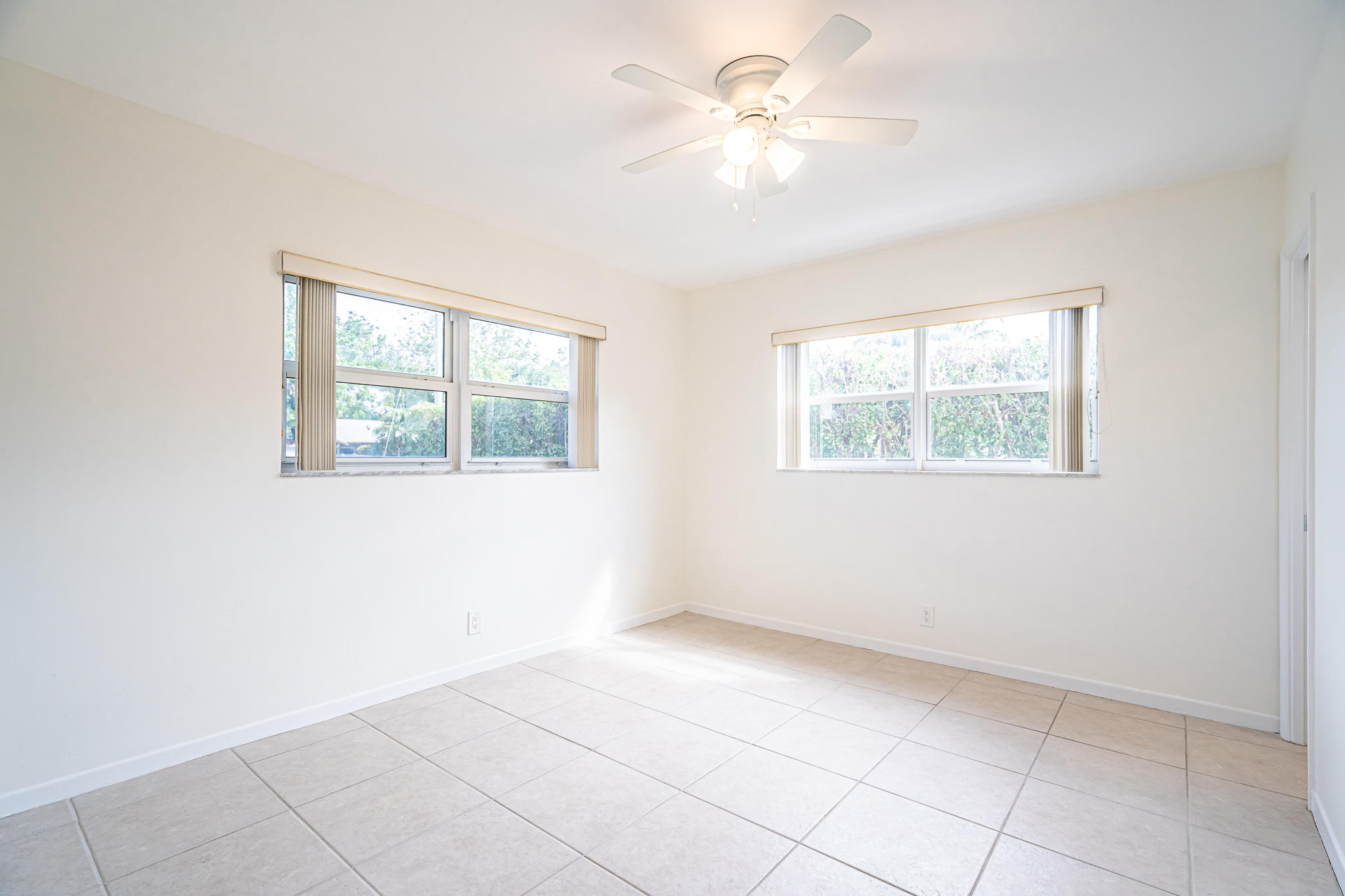 500 Northeast 17th Street Boca Raton, FL 33432 - Photo 41 of 70 502 Master Bedroom