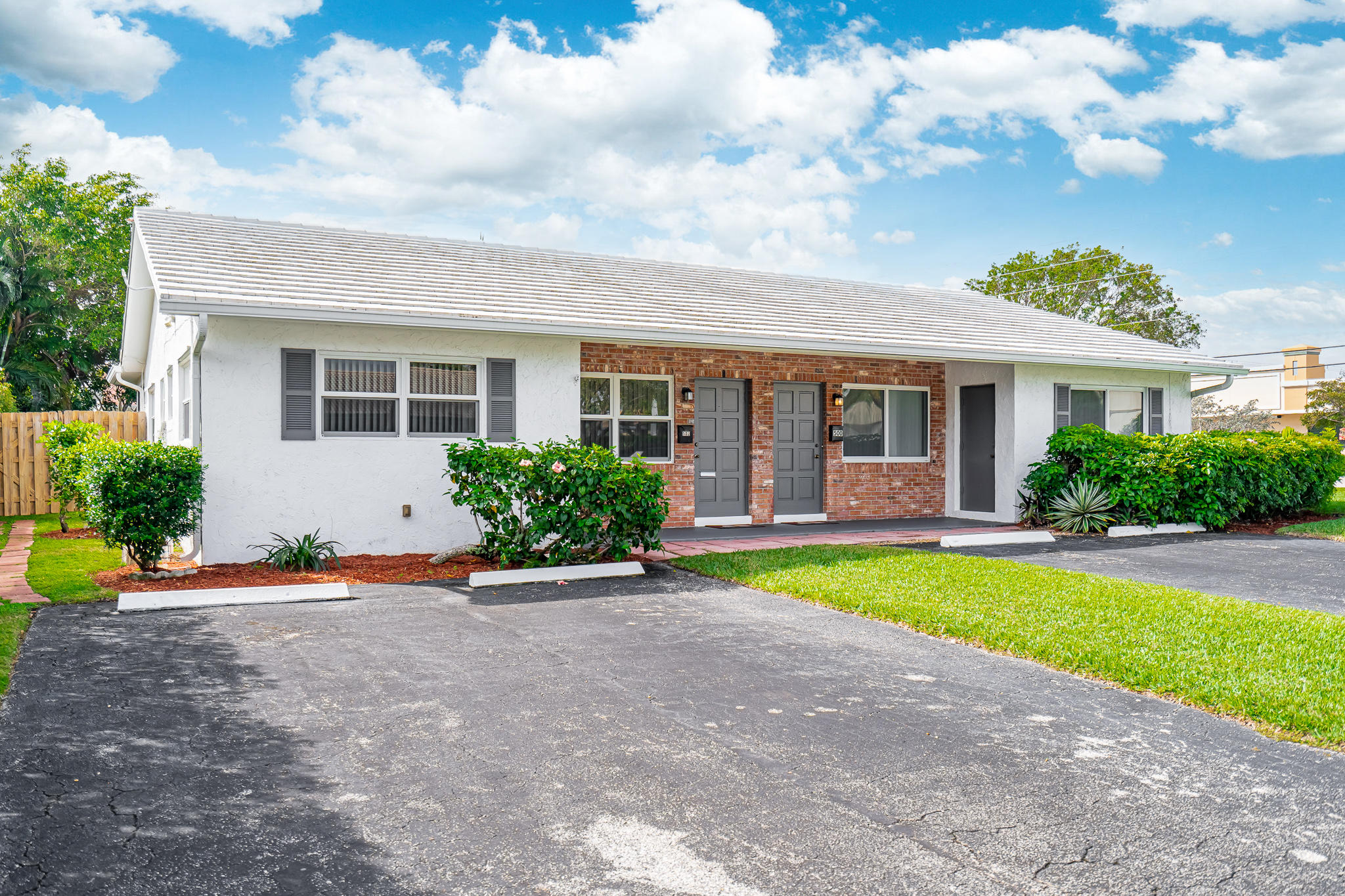 500 Northeast 17th Street Boca Raton, FL 33432 - Photo 53 of 70 502 Parking
