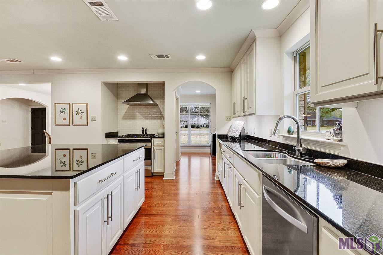 549 Rodney Drive Baton Rouge, LA 70808 - Photo 6 of 14 Gallery Image 6