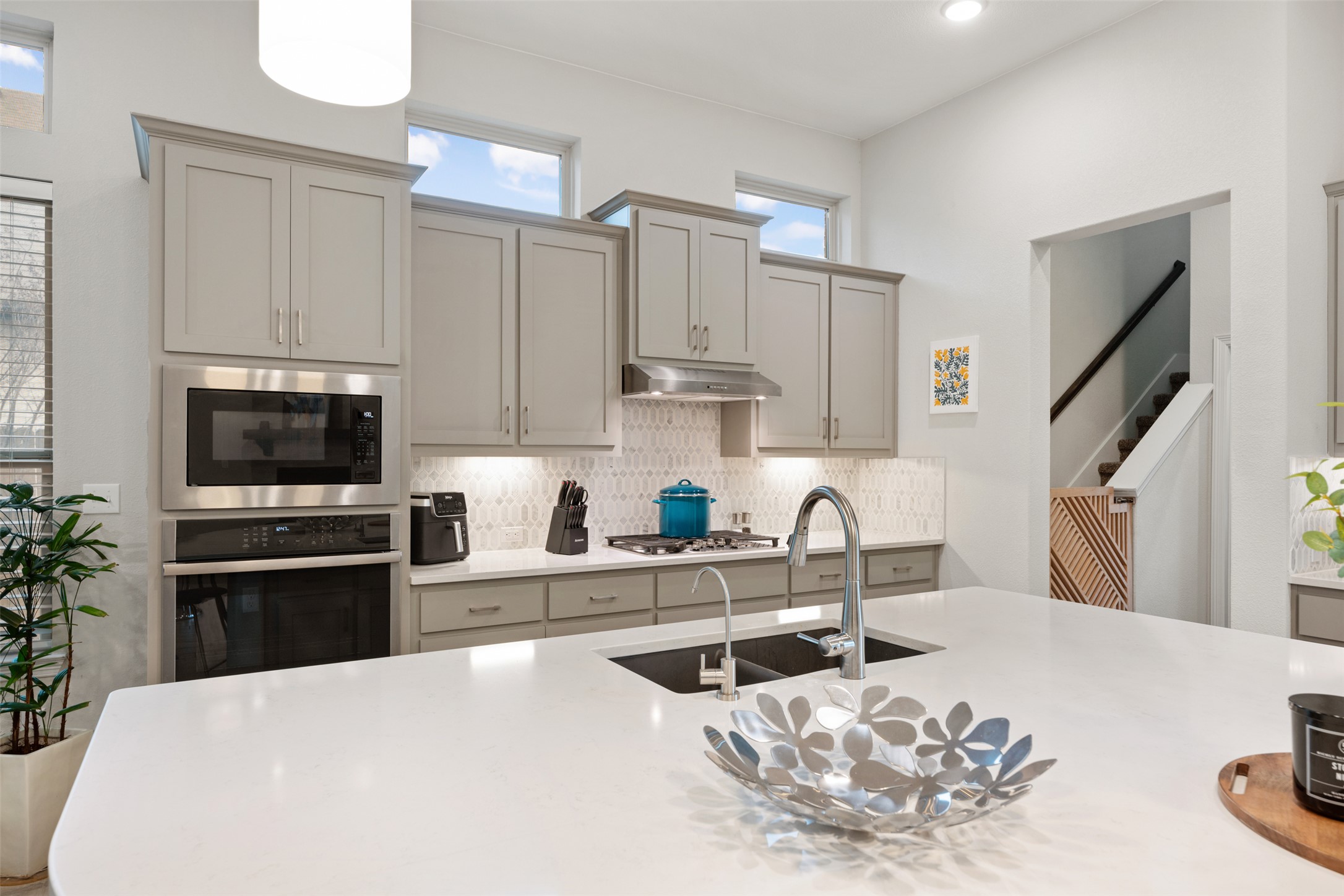 2501 Costera Street Leander, TX 78641 - Photo 9 of 40 You can wash the dishes while watching TV!
