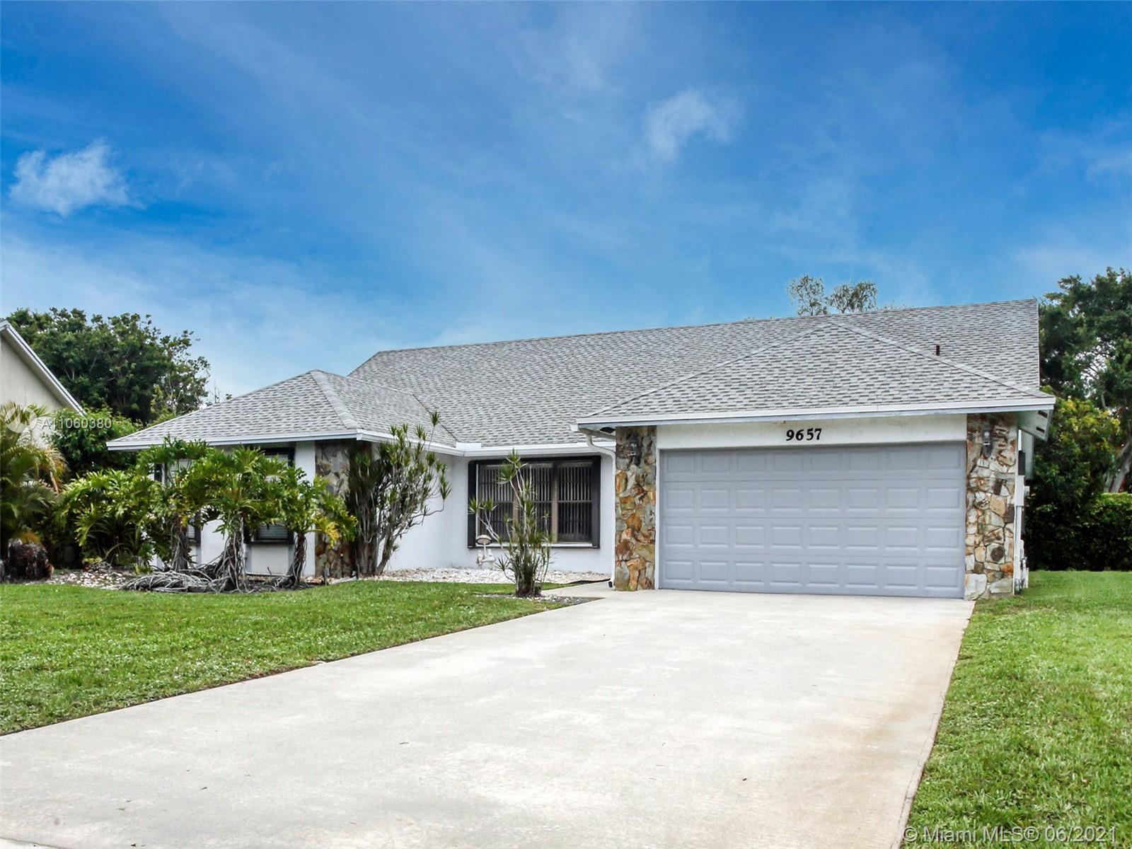 9657 Trivolo Place Boca Raton, FL 33434 - Photo 2 of 35