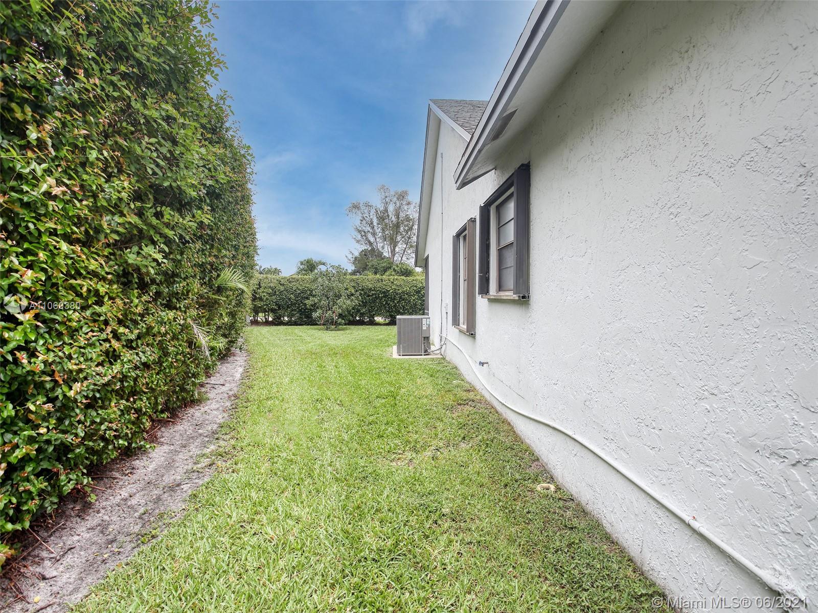 9657 Trivolo Place Boca Raton, FL 33434 - Photo 30 of 35