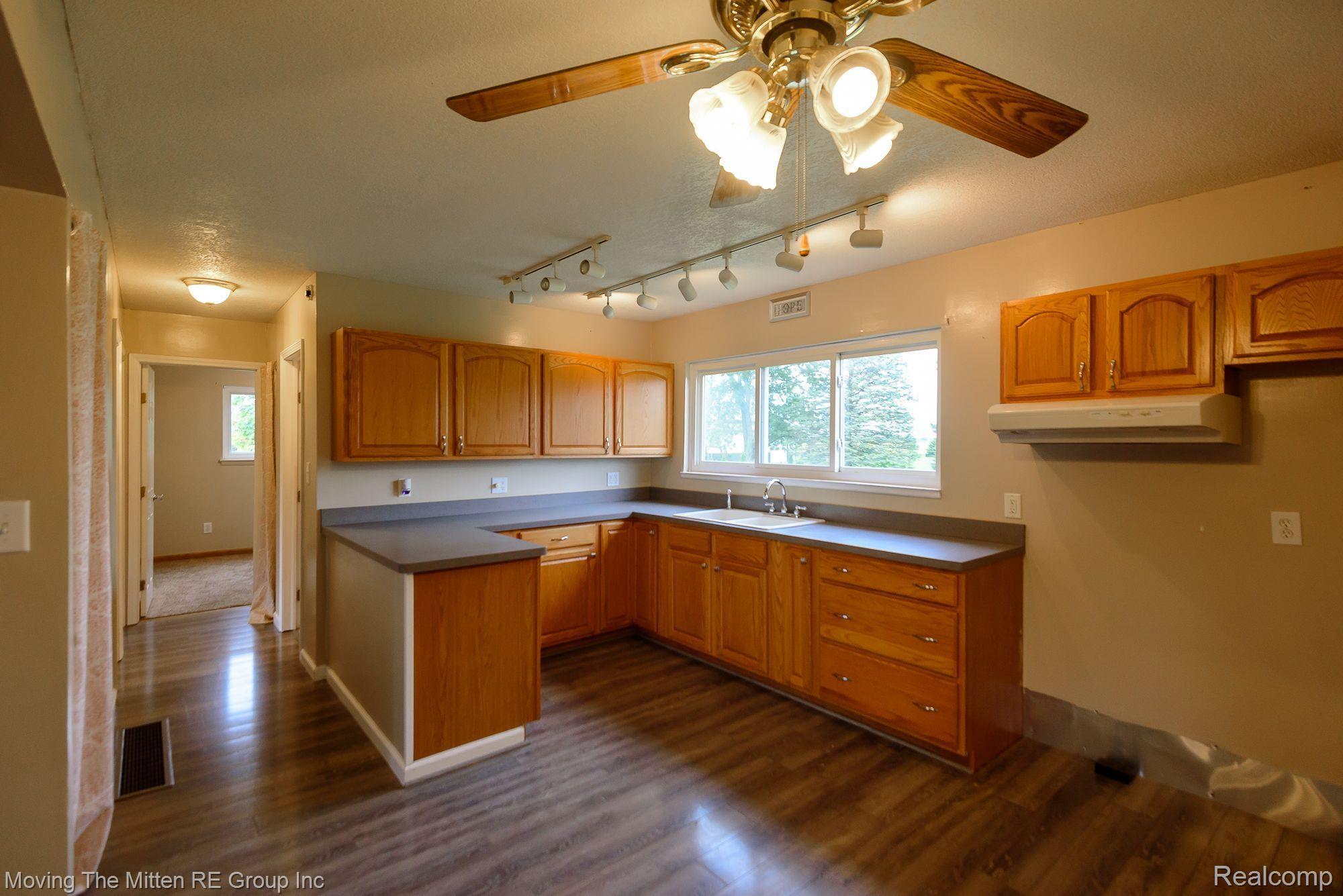 10261 Hoffman Road Maybee, MI 48159 - Photo 8 of 46 Gallery Image 8