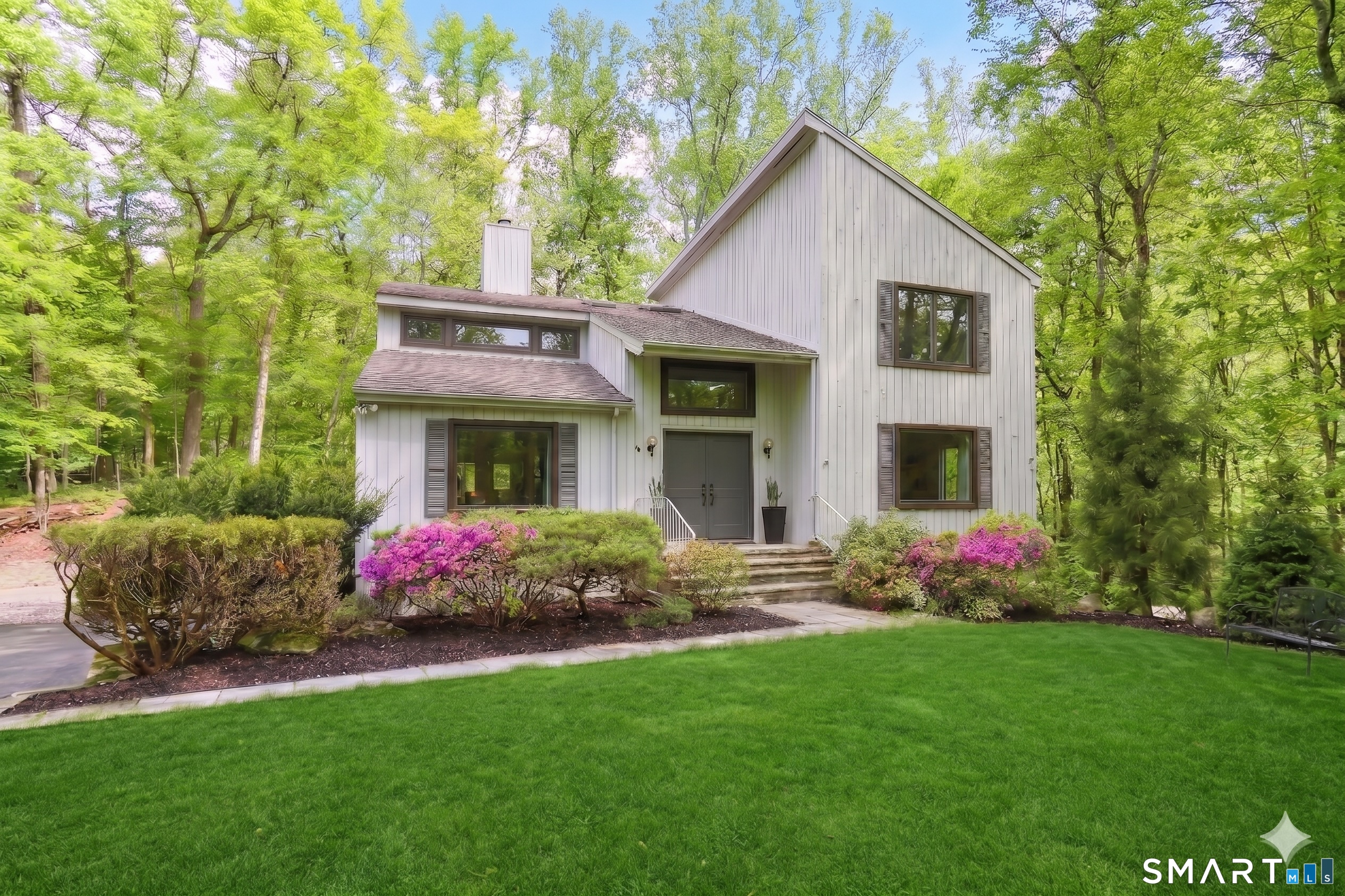 80 East Ridge Road Stamford, CT 06903 - Photo 3 of 38