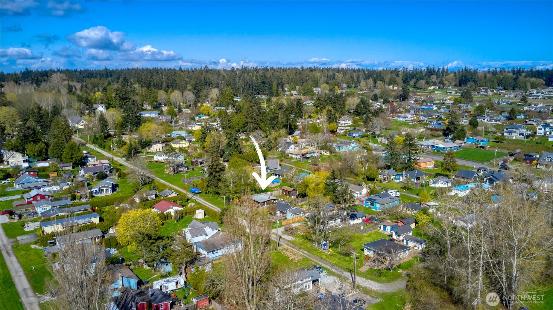 684 Mallard Drive Point Roberts, WA 98281 - Photo 27 of 37 a view of a city