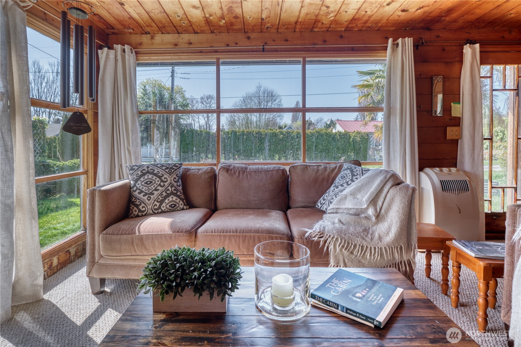 684 Mallard Drive Point Roberts, WA 98281 - Photo 8 of 37 a living room with furniture and a window