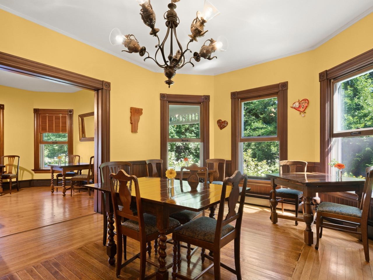 5347 Shelburne Road Shelburne, VT 05482 - Photo 4 of 16