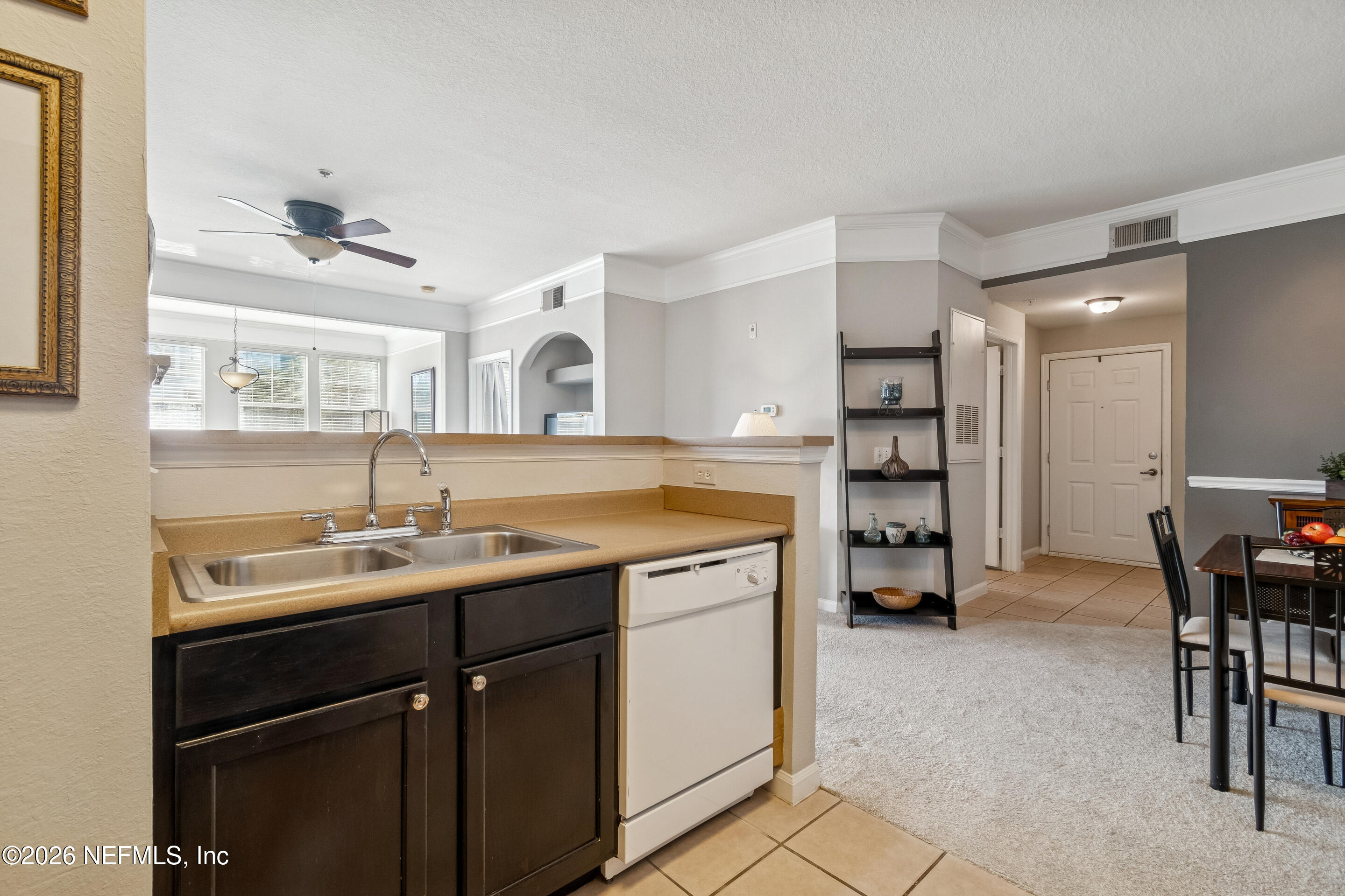 8550 Touchton Road, Unit 527 Jacksonville, FL 32216 - Photo 11 of 50 Kitchen