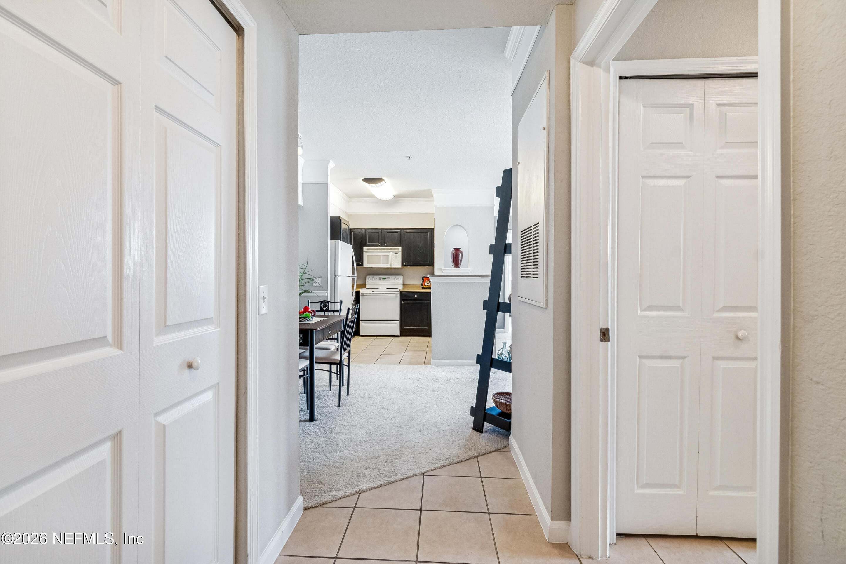 8550 Touchton Road, Unit 527 Jacksonville, FL 32216 - Photo 3 of 50 Entry