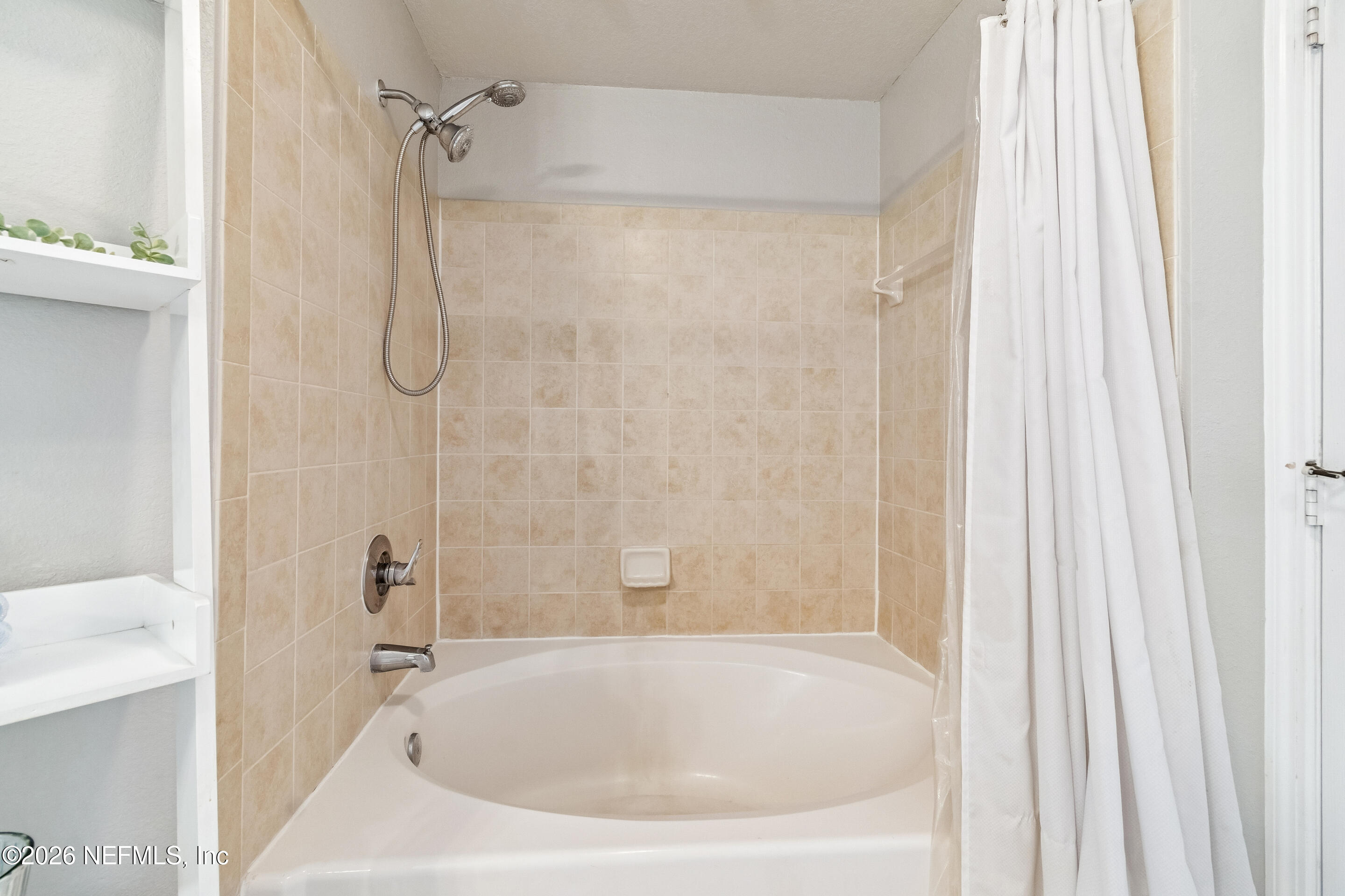 8550 Touchton Road, Unit 527 Jacksonville, FL 32216 - Photo 37 of 50 Bathroom 2