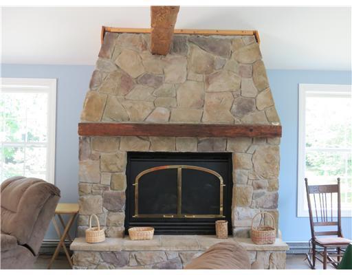 8 Burnham Road Scarborough, ME 04074 - Photo 17 of 25 Den/Family/Great Room. Beautiful...