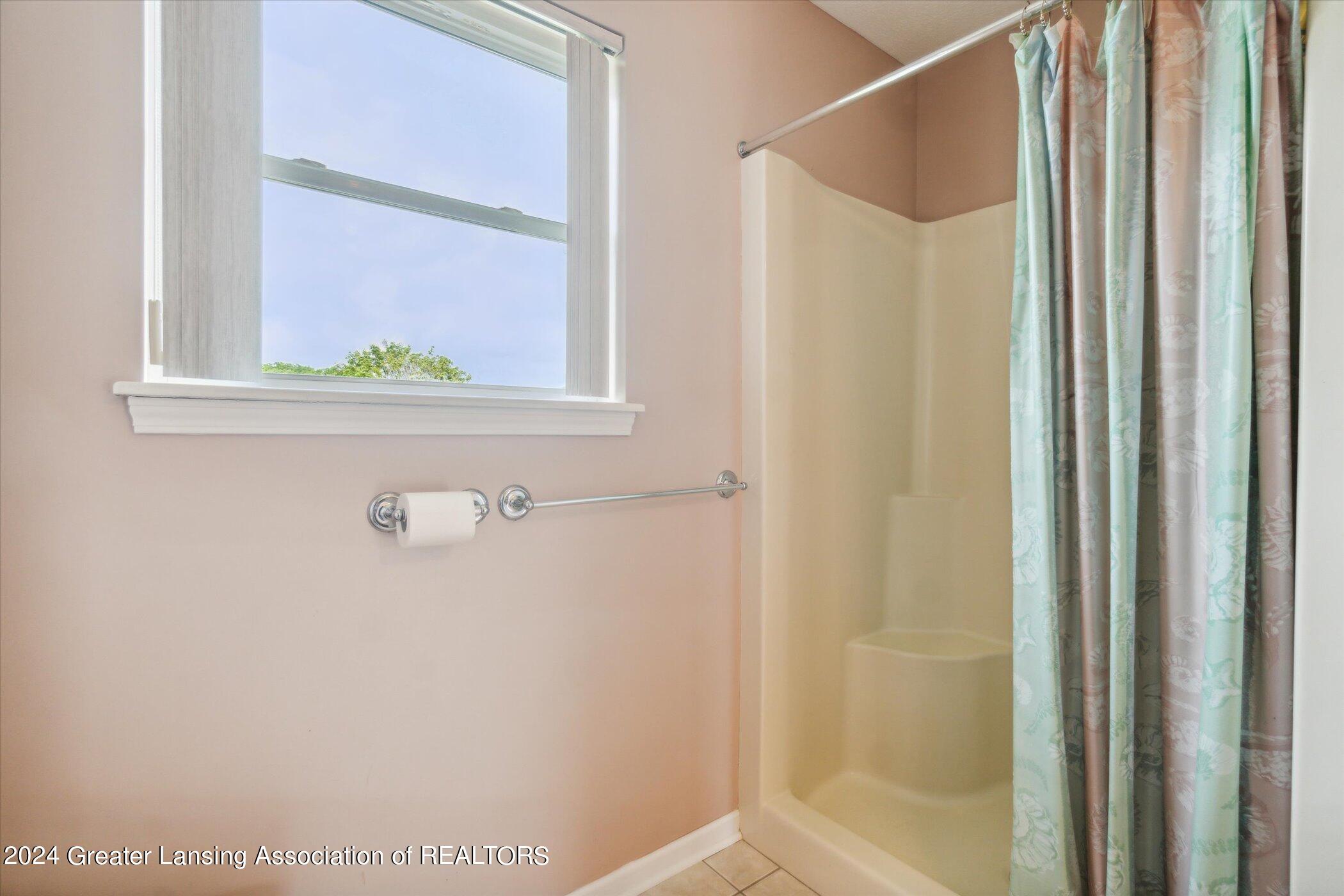 12550 Watson Road Bath, MI 48808 - Photo 35 of 76 Bathroom