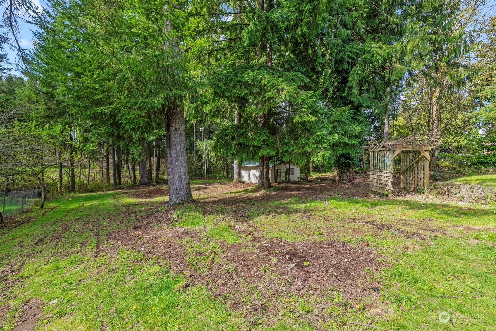 122 Fircrest Road Chehalis, WA 98532 - Photo 29 of 31 a view of a yard with a tree