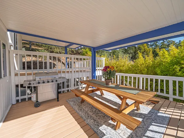 $555,000 | 2520 Snow Lane, Redding, CA 96003