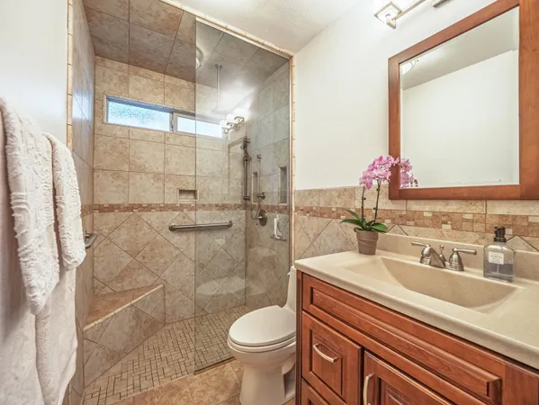 $555,000 | 2520 Snow Lane, Redding, CA 96003