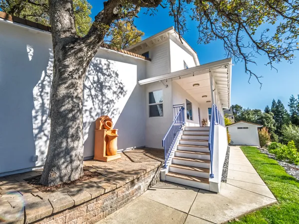 $555,000 | 2520 Snow Lane, Redding, CA 96003