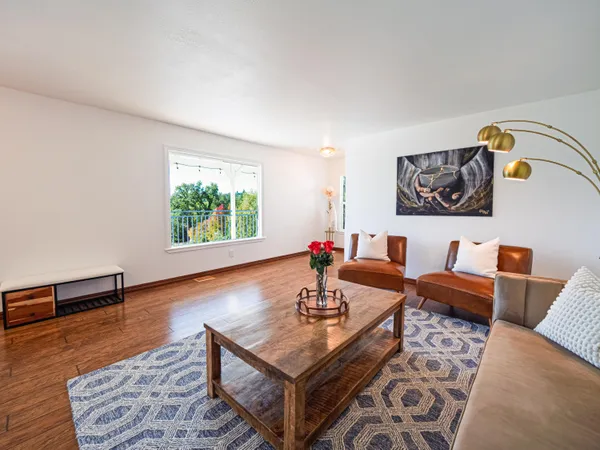 $555,000 | 2520 Snow Lane, Redding, CA 96003