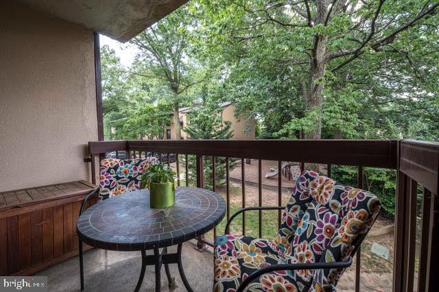 2253 Castle Rock Square, Unit 11C Reston, VA 20191 - Photo 7 of 33 Gallery Image 7