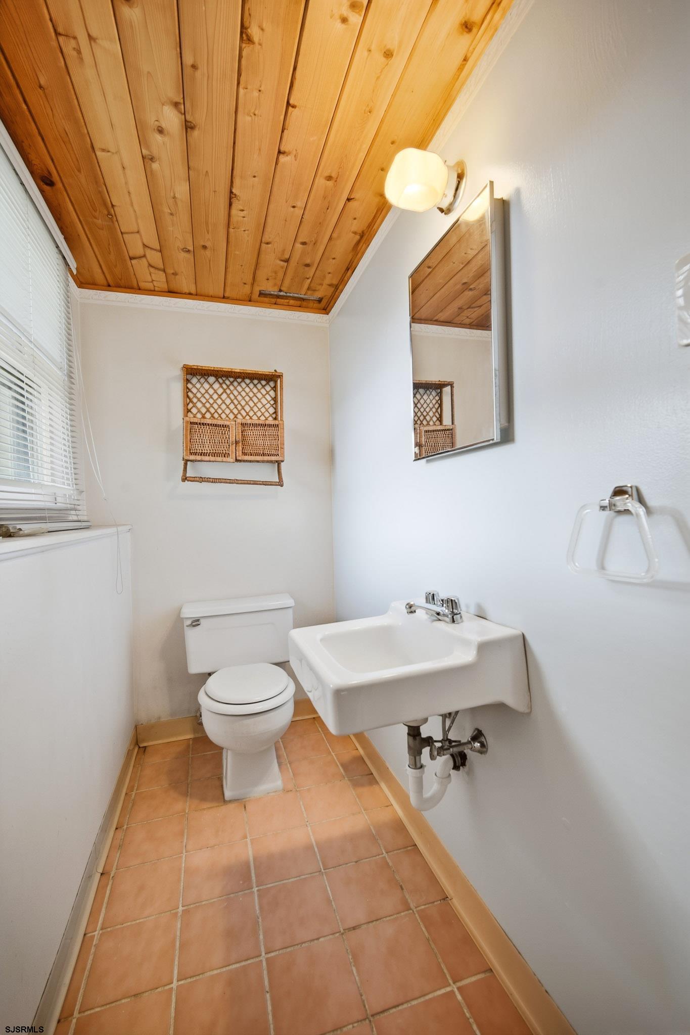 1108 Spring Absecon, NJ 08201 - Photo 15 of 20
