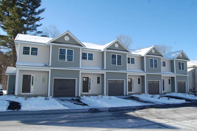 $499,000 | 3 B Dearborn Circle, Walpole, NH 03608