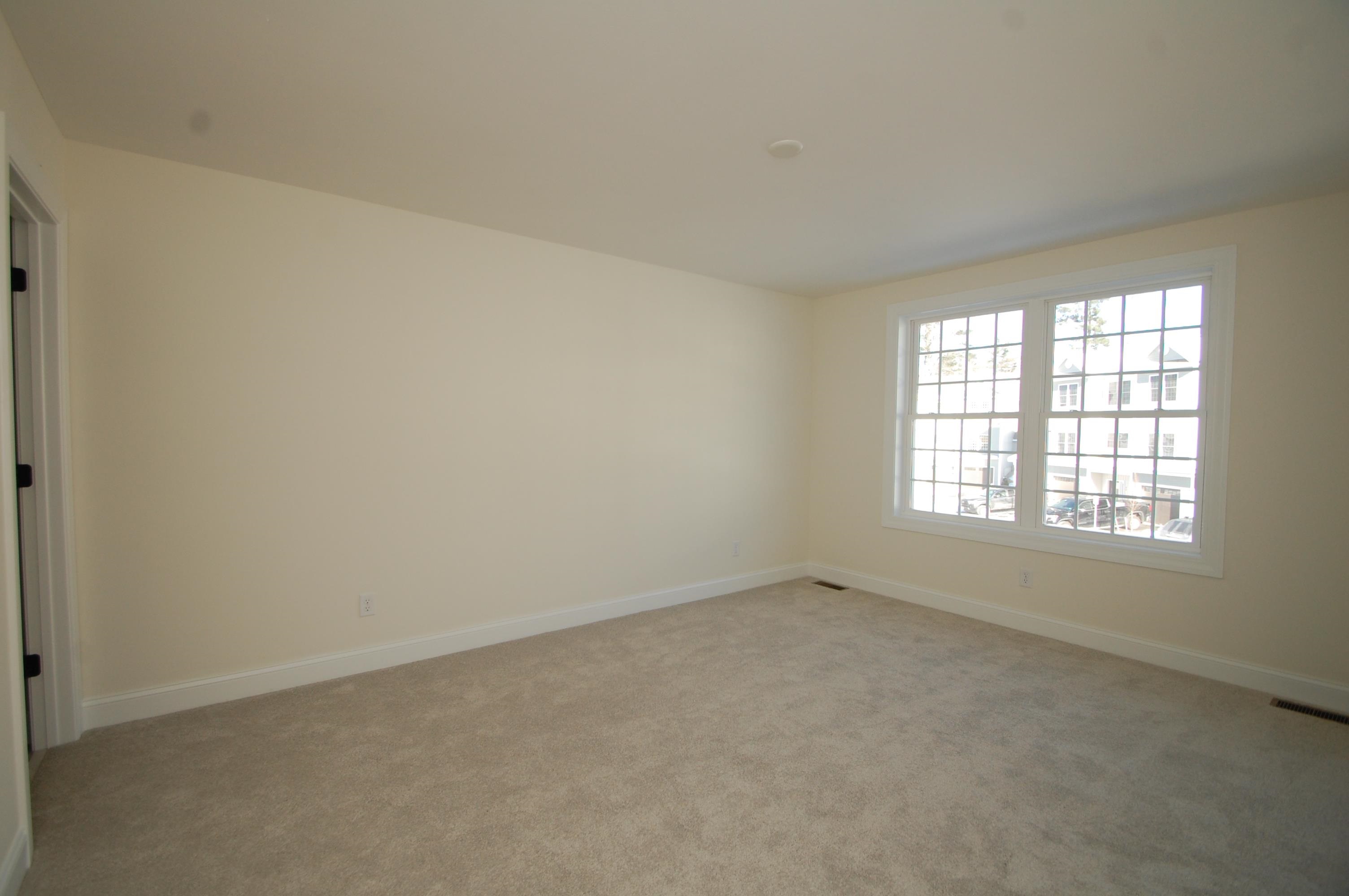 3 B Dearborn Circle Walpole, NH 03608 - Photo 5 of 15