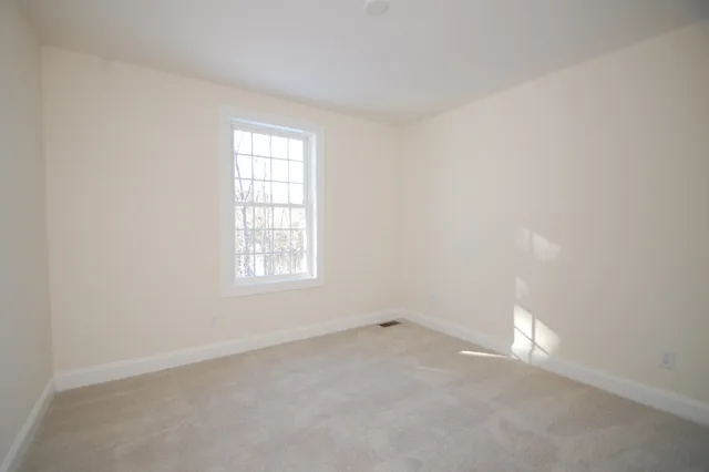 $499,000 | 3 B Dearborn Circle, Walpole, NH 03608