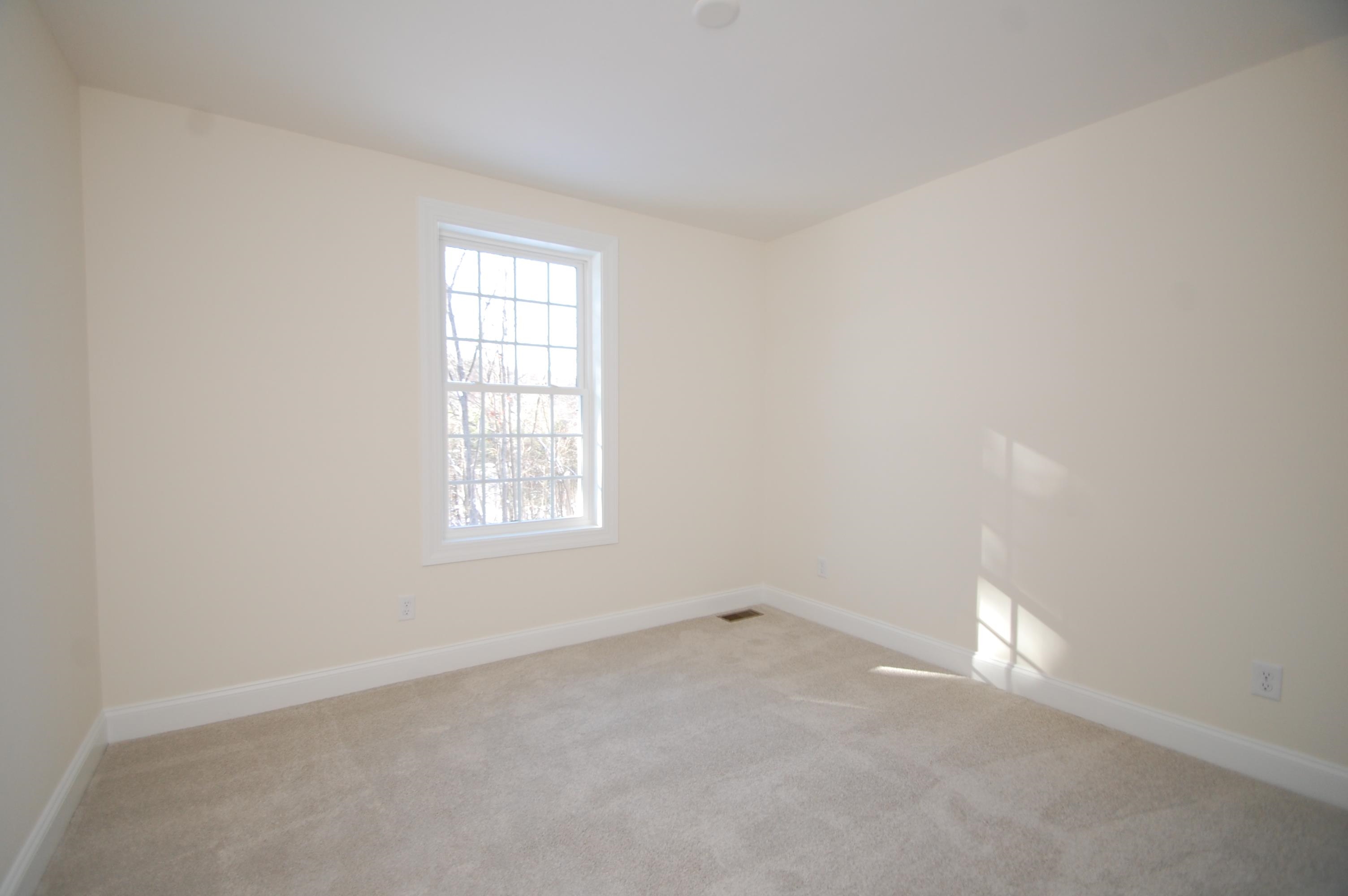 3 B Dearborn Circle Walpole, NH 03608 - Photo 8 of 15