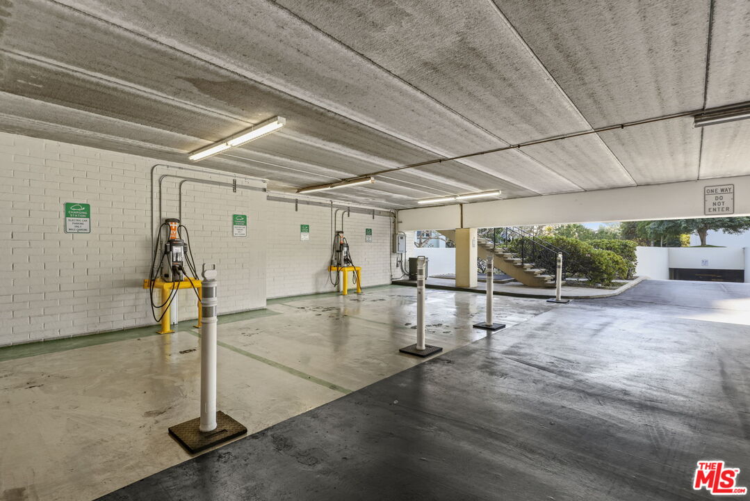 2222 Avenue Of The Stars, Unit 1004 Los Angeles, CA 90067 - Photo 24 of 25 a view of a room with gym equipment