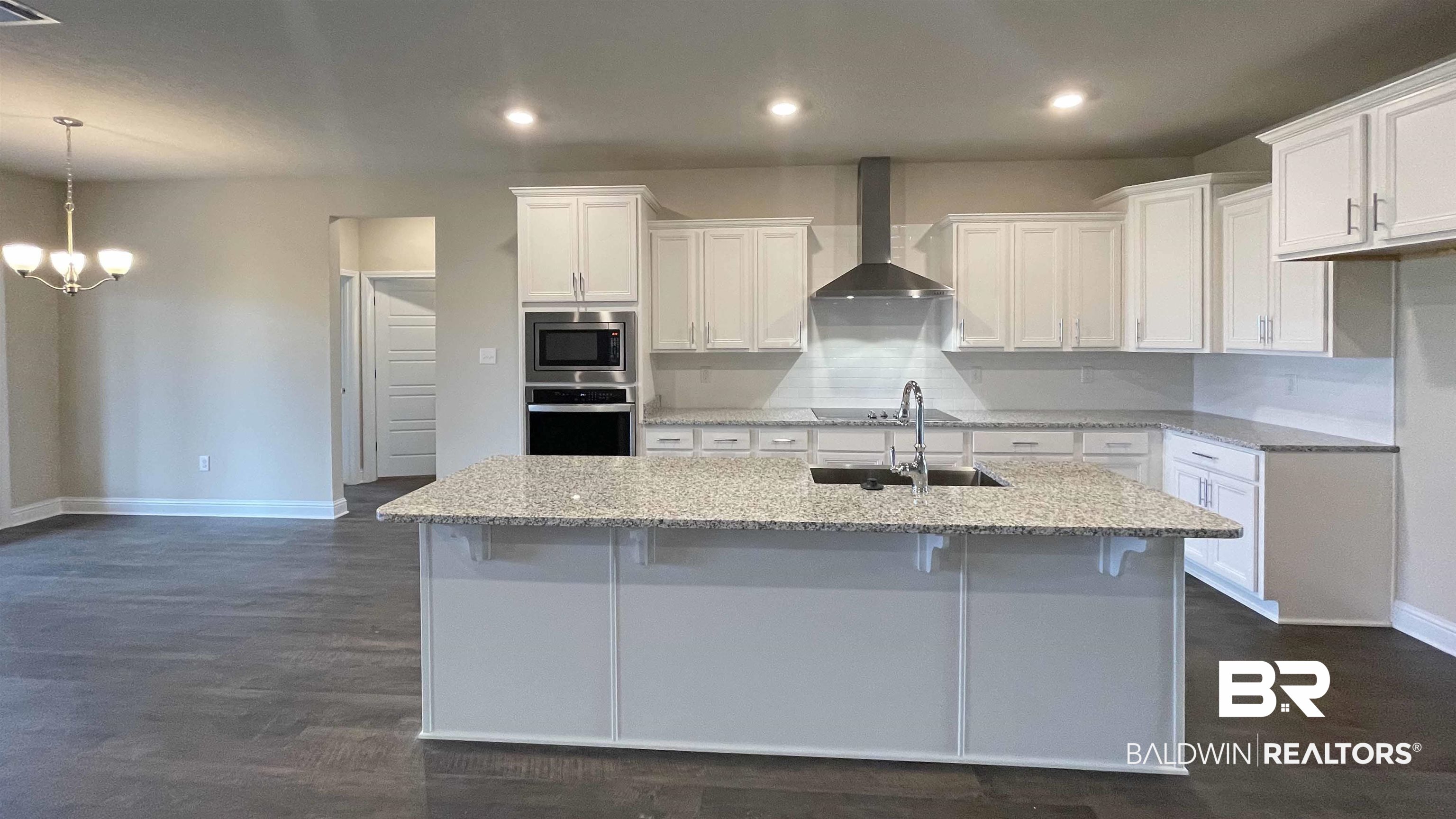 8735 Primland Boulevard Foley, AL 36535 - Photo 5 of 8