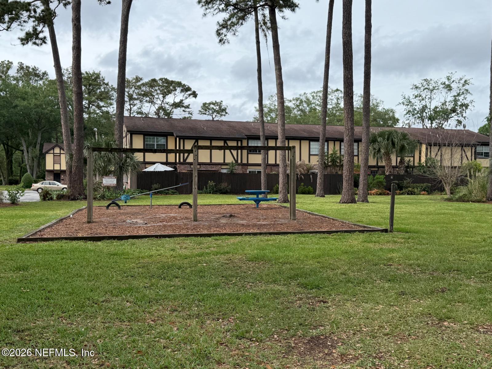 4823 Windrush Lane, Unit C3F Jacksonville, FL 32217 - Photo 3 of 17 71b2cb72-63b3-439a-9686-c0b24ff3d82e