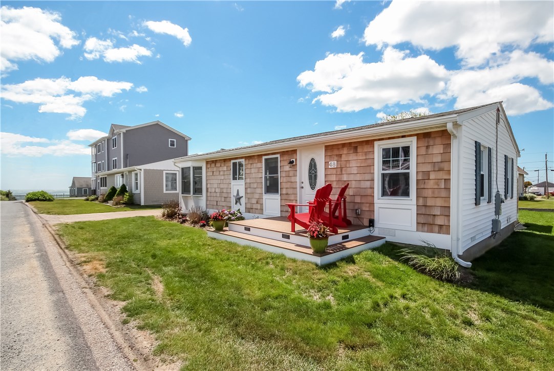 48 Pocono Road Narragansett, RI 02882 - Photo 1 of 19 Gallery Image 1