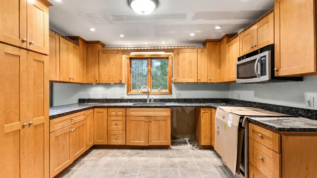 $499,900 | 277 Old Stage Road, Woolwich, ME 04579