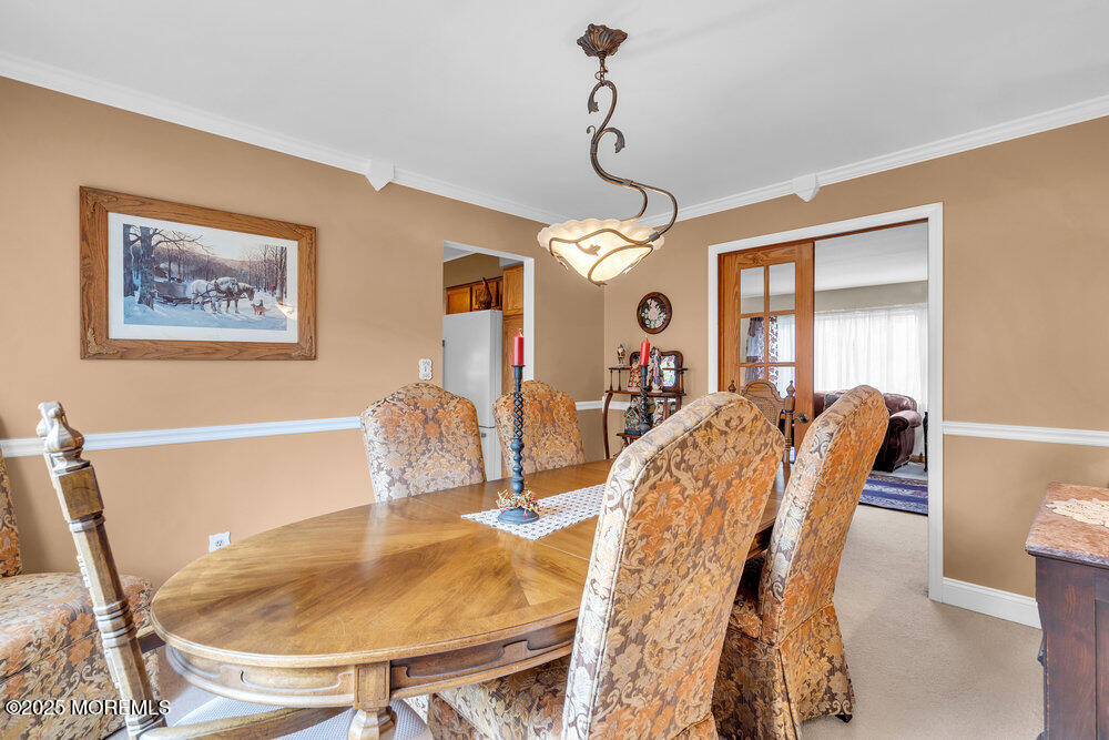 460 Alexander Avenue Howell, NJ 07731 - Photo 7 of 14 a dining room with furniture and window