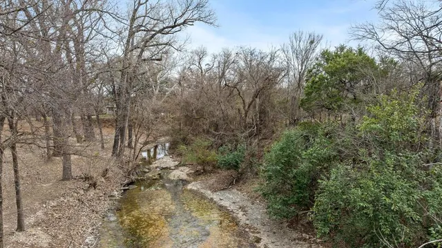 $1,436,000 | 1404 Northeast Barnard Street, Glen Rose, TX 76043
