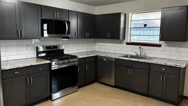 $1,450 | 819 Breanon Street, Metairie, LA 70001