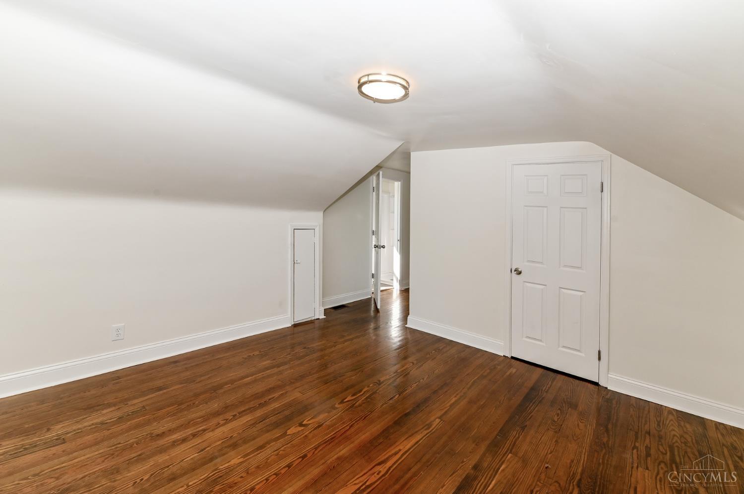 3298 Kleeman Road Cincinnati, OH 45211 - Photo 28 of 40 Gallery Image 28