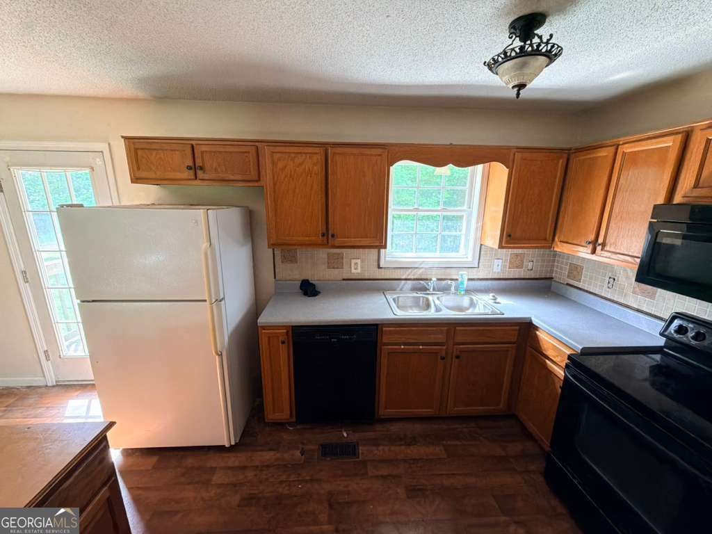 540 Coots Lake Road Rockmart, GA 30153 - Photo 8 of 34