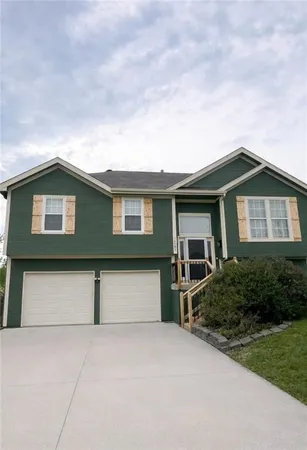 $330,000 | 16400 Speaker Avenue, Belton, MO 64012