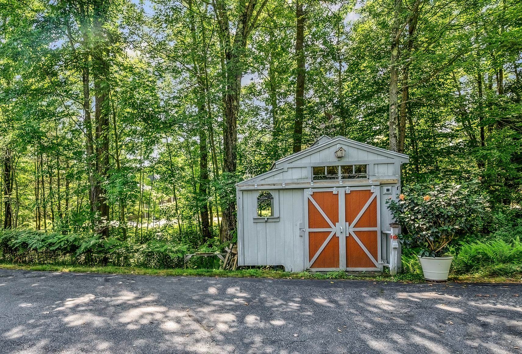 145 Tracy Road New London, NH 03257 - Photo 25 of 27 Gallery Image 25