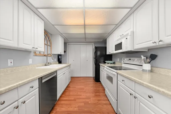 $289,900 | 6625 North Austin Road, Unit 301, Spokane, WA 99208