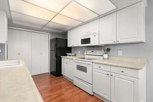 $289,900 | 6625 North Austin Road, Unit 301, Spokane, WA 99208