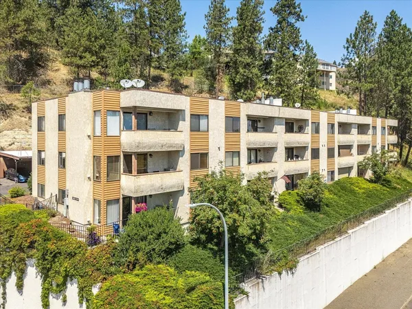 $289,900 | 6625 North Austin Road, Unit 301, Spokane, WA 99208