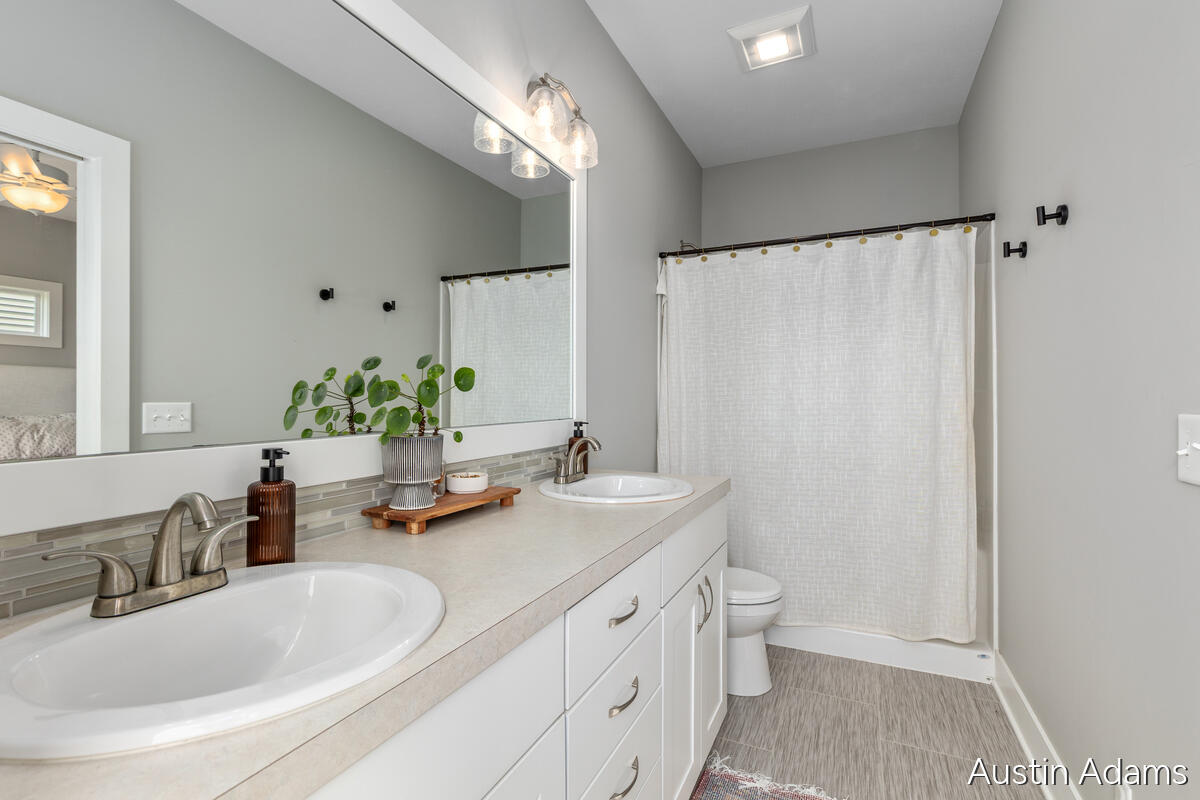 204 Ira Spring Road Holland, MI 49423 - Photo 21 of 47 204-Ira-Spring_021